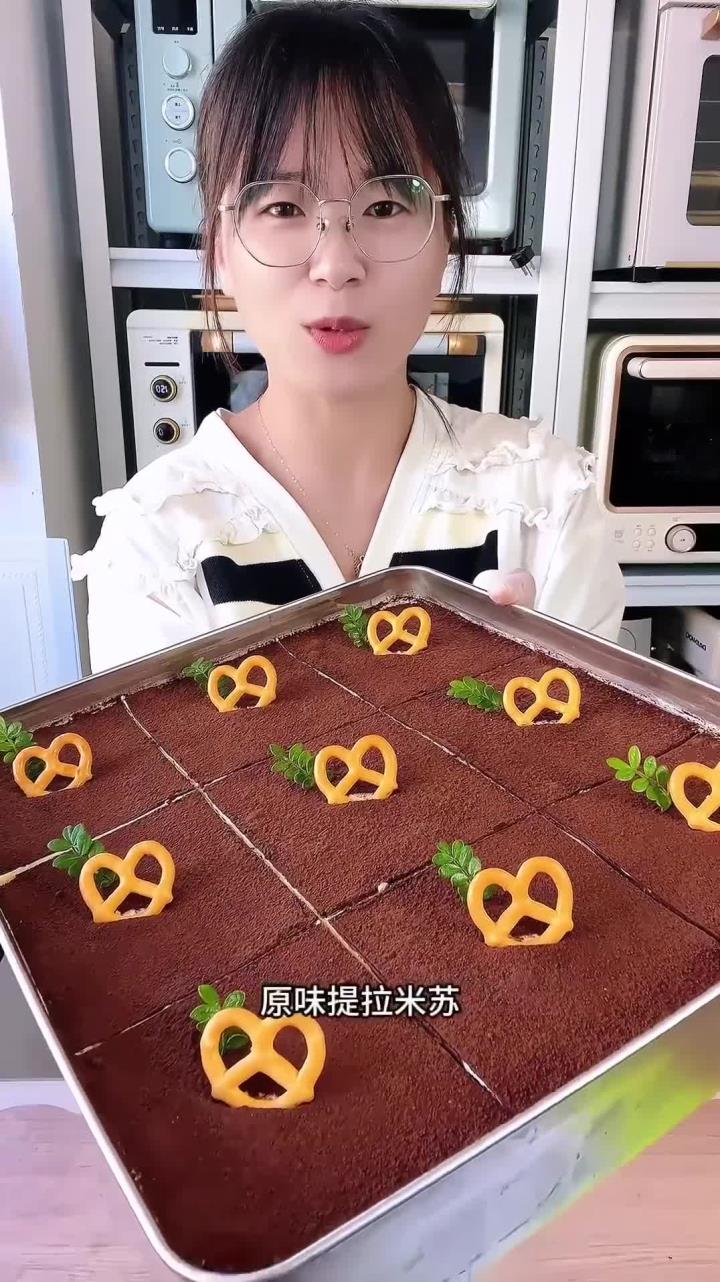 毫不夸张地说这个配方的提拉米苏是我吃过最好吃的,顾客也是无限回购