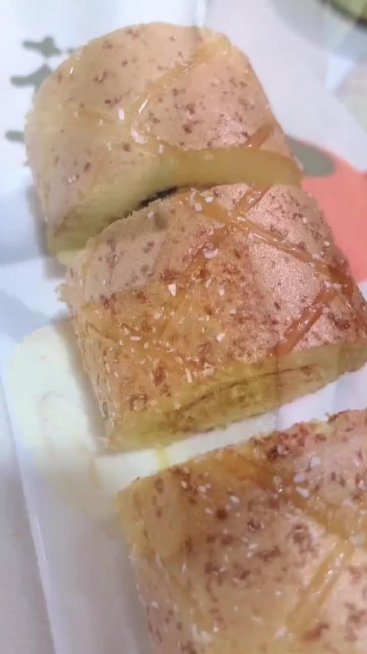 咸香松软无可挑剔的香妃肉松卷你们一定要尝试一下,巨好吃