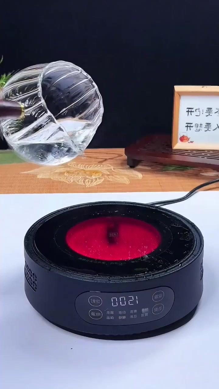 担心煮茶操作难?泥也煮茶壶便捷操作超轻松