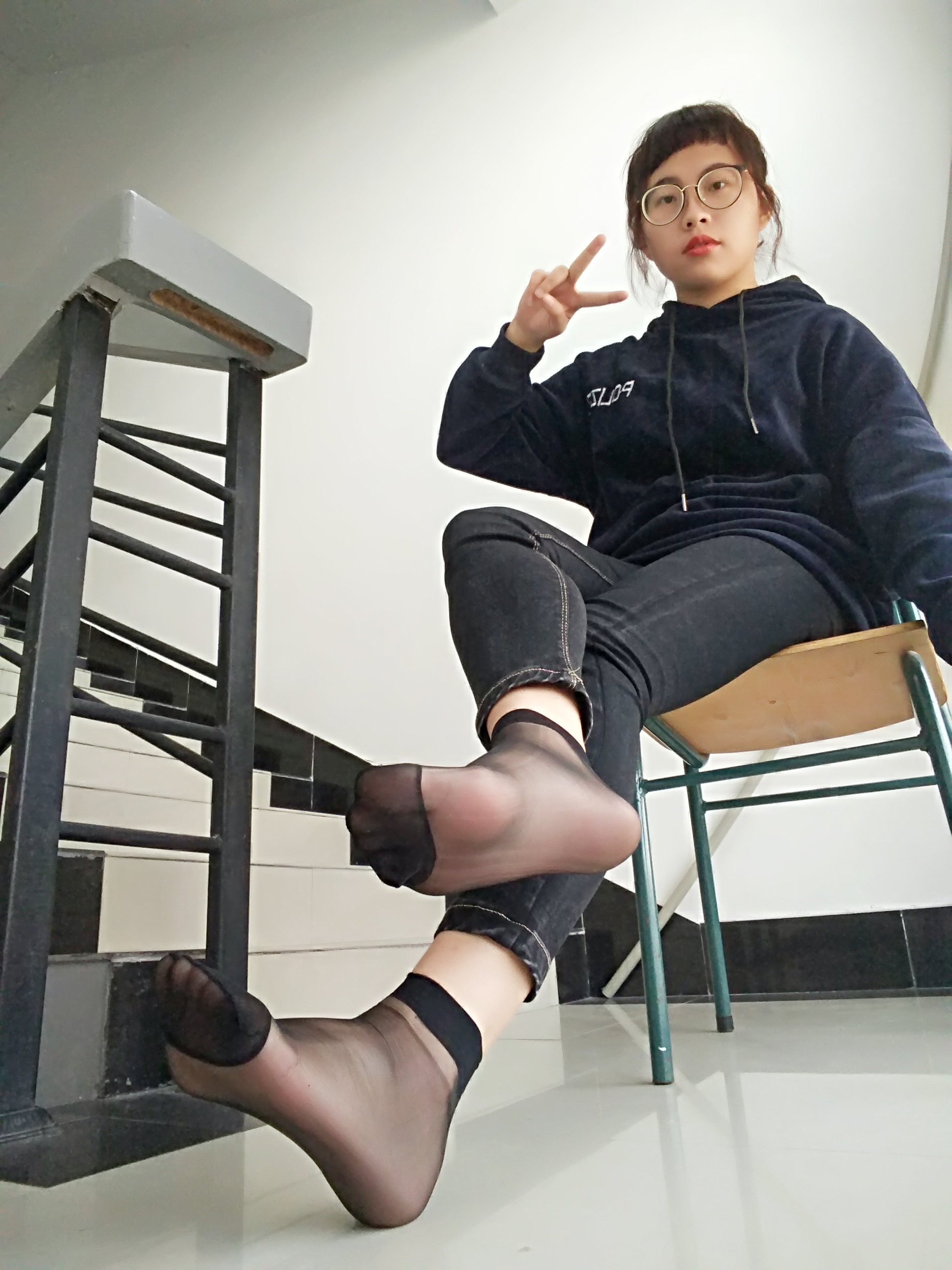 图片[18]-学妹校园寝室短丝系列004期 沈惠玲[63P85M]-六色网