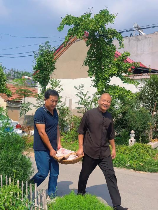 遛乡摆摊大锅凉菜，夫妻肺片麻辣鲜香下酒好菜
