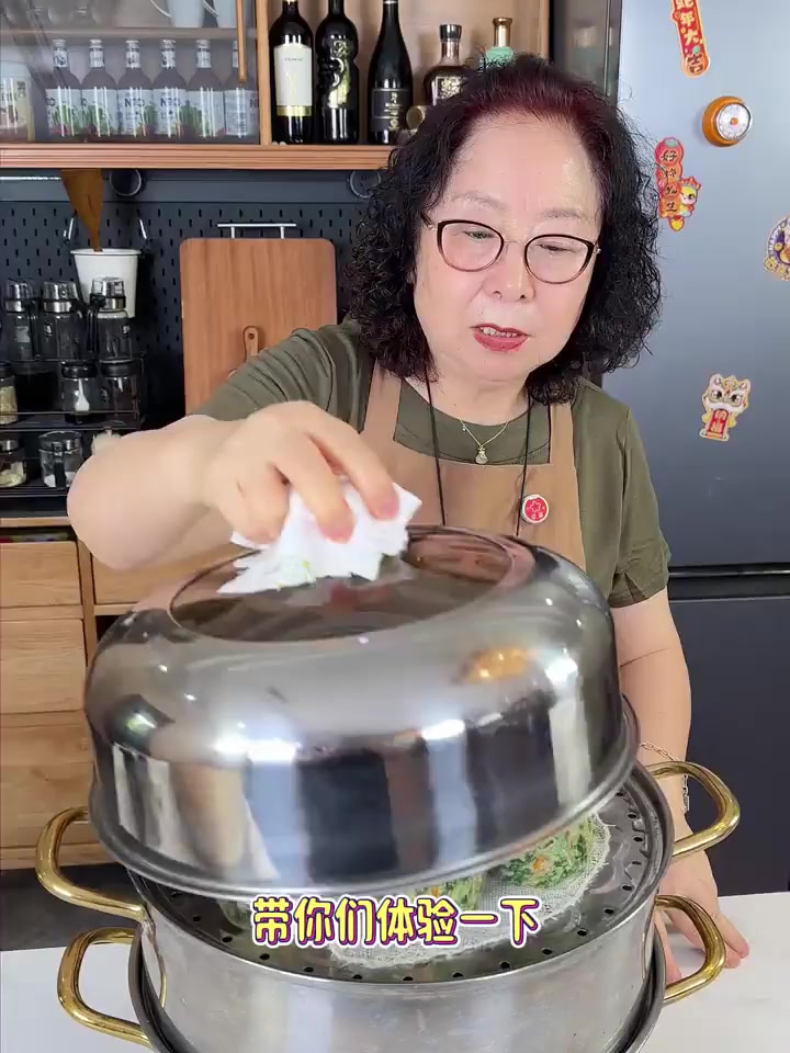 带你们体验一下我妈做杂粮蔬菜窝窝头的全部制作过程