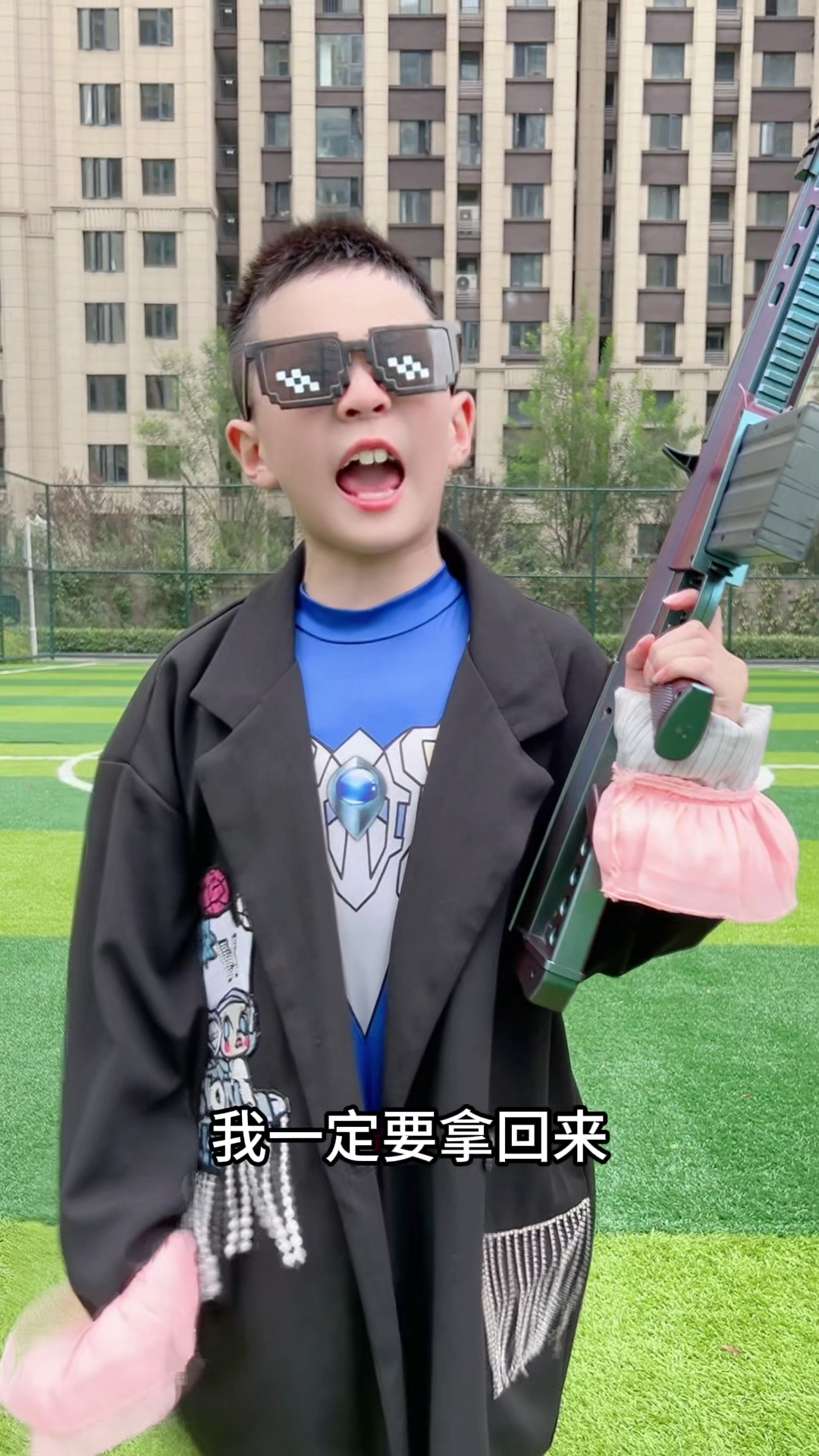 英雄本色！赛罗大战绿头鱼