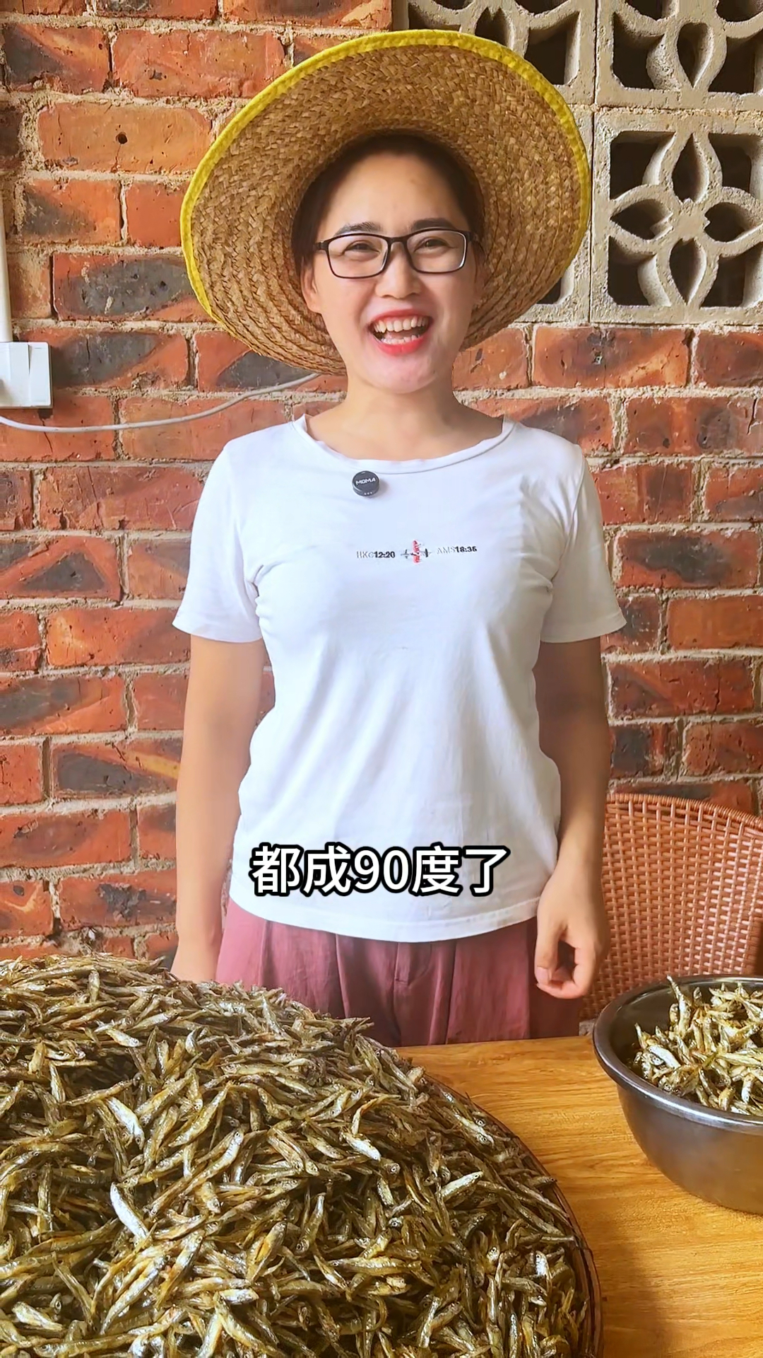 4斤活鱼做得一斤干货，农村这种小鱼仔，炒辣椒太好吃了！