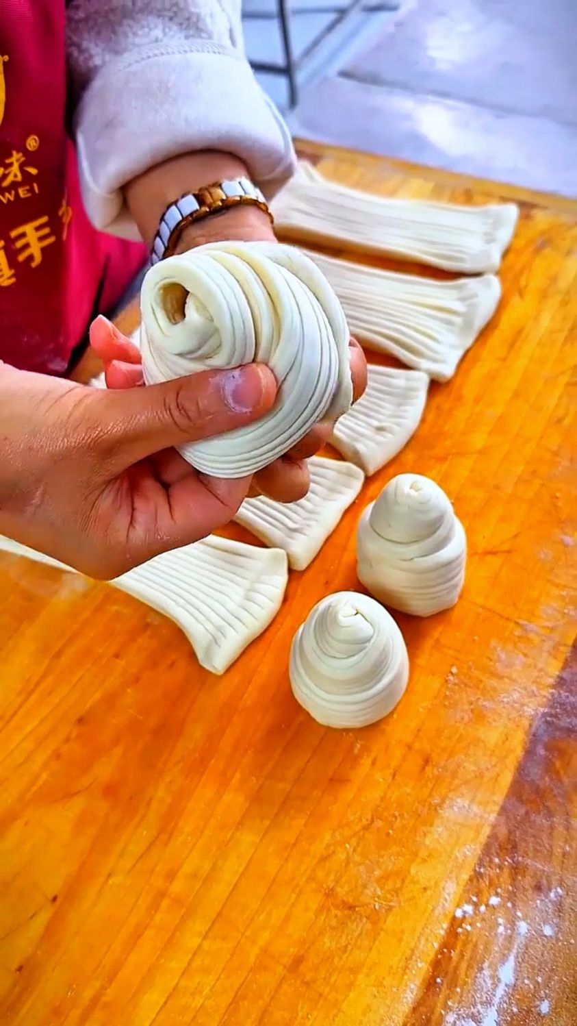 银丝花卷手法,喜欢的收藏