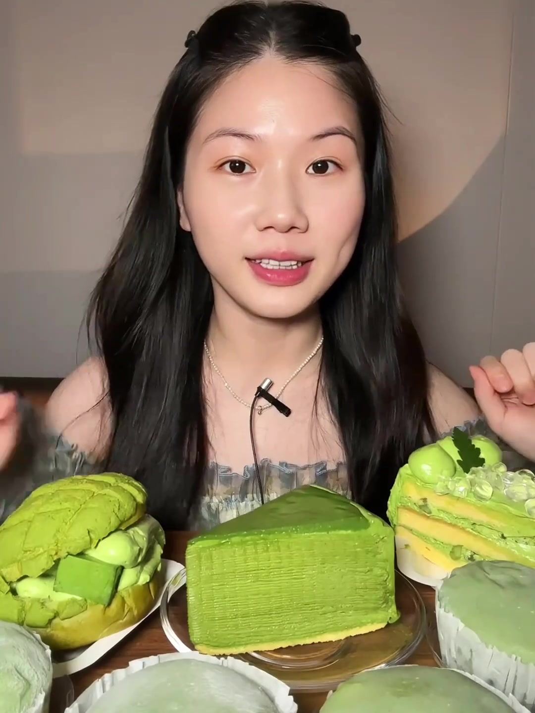 3层200克抹茶蛋糕，闺蜜熬夜给我做生日甜品，甜到心里去了！