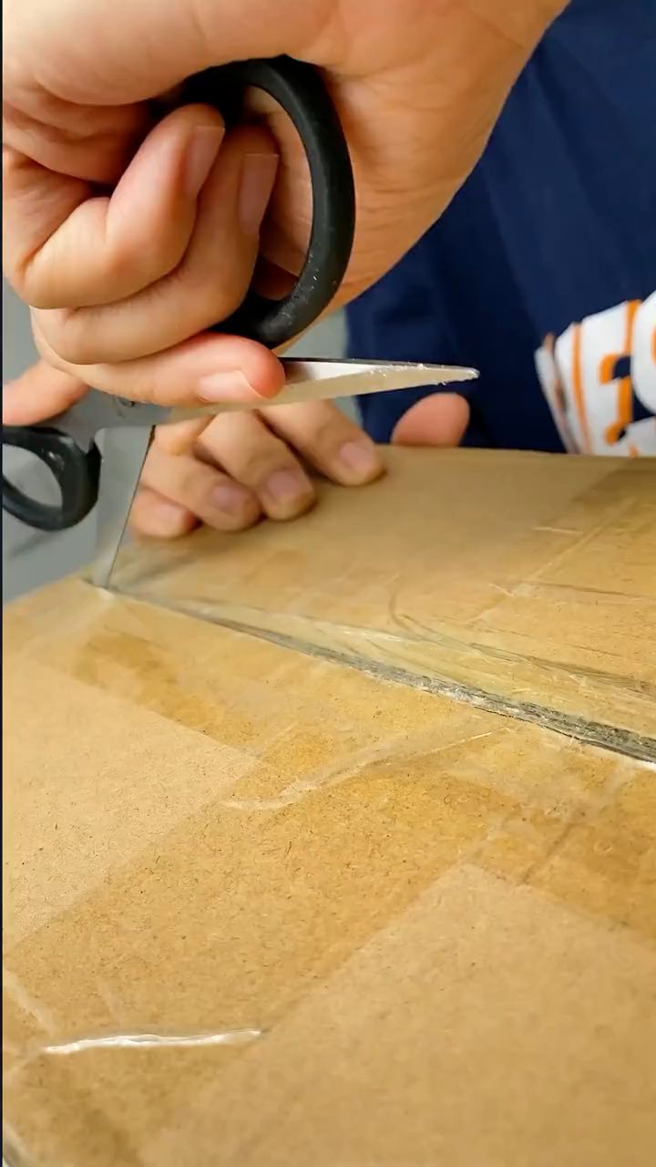 看得到的花椒叶,酥酥脆脆,麻辣鲜香,好吃到停不下来～