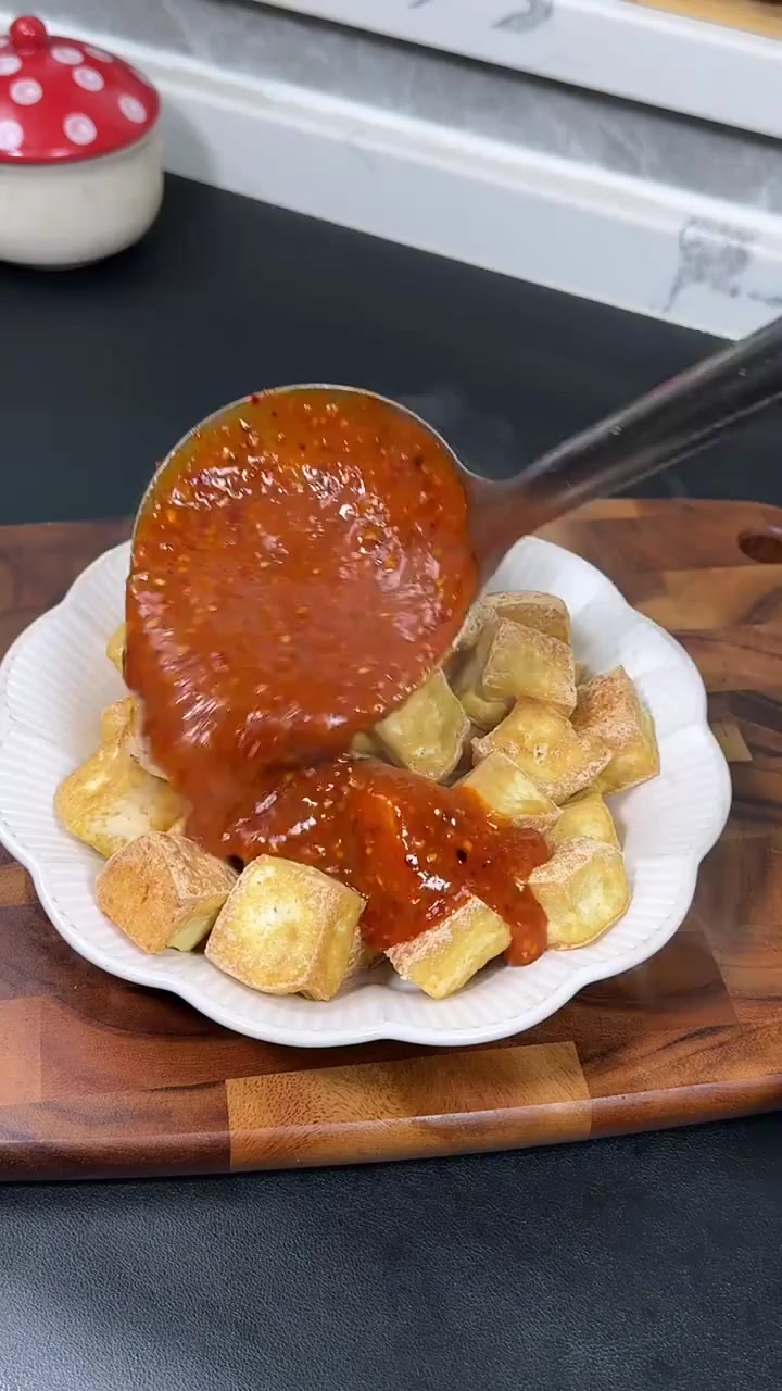 自己在家做的浇汁豆腐，干净卫生，比买的好吃太多了！