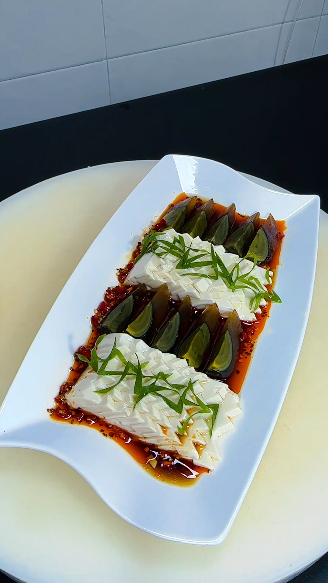 皮蛋豆腐的家常做法,你学会了吗