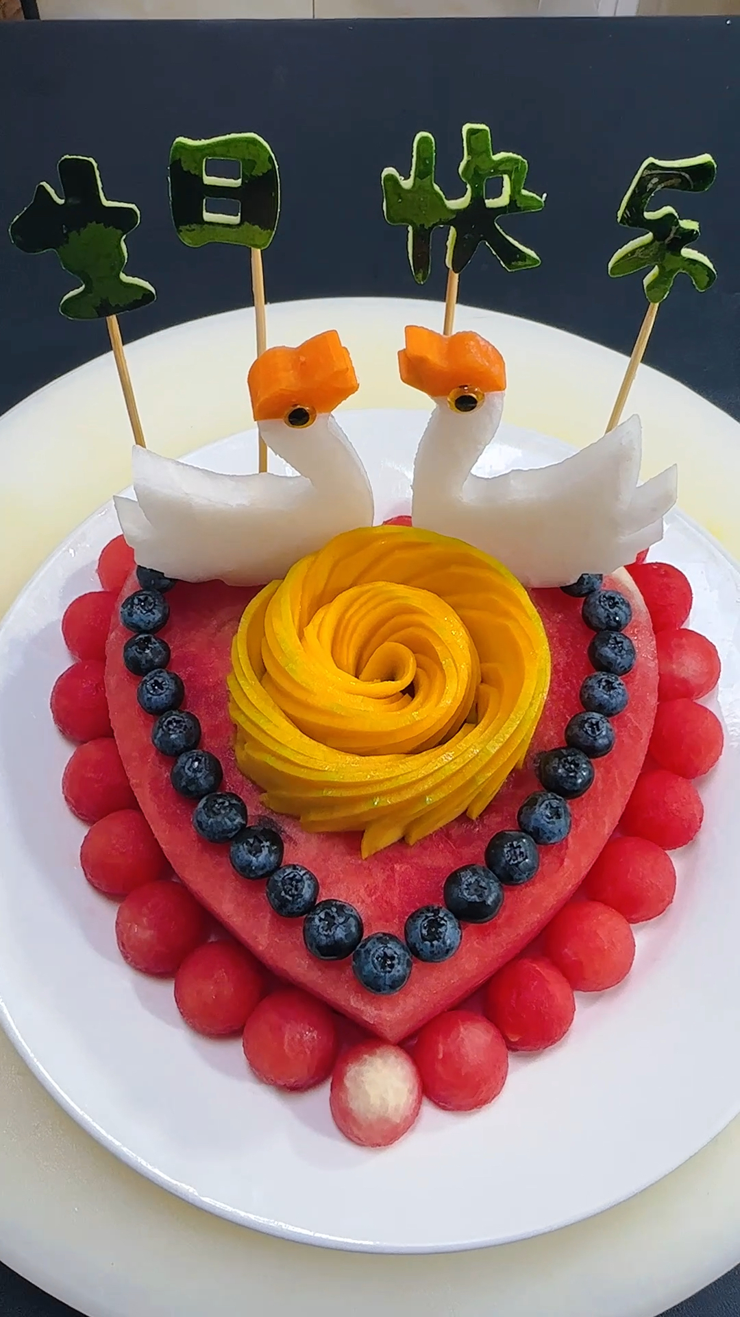 创意西瓜水果蛋糕