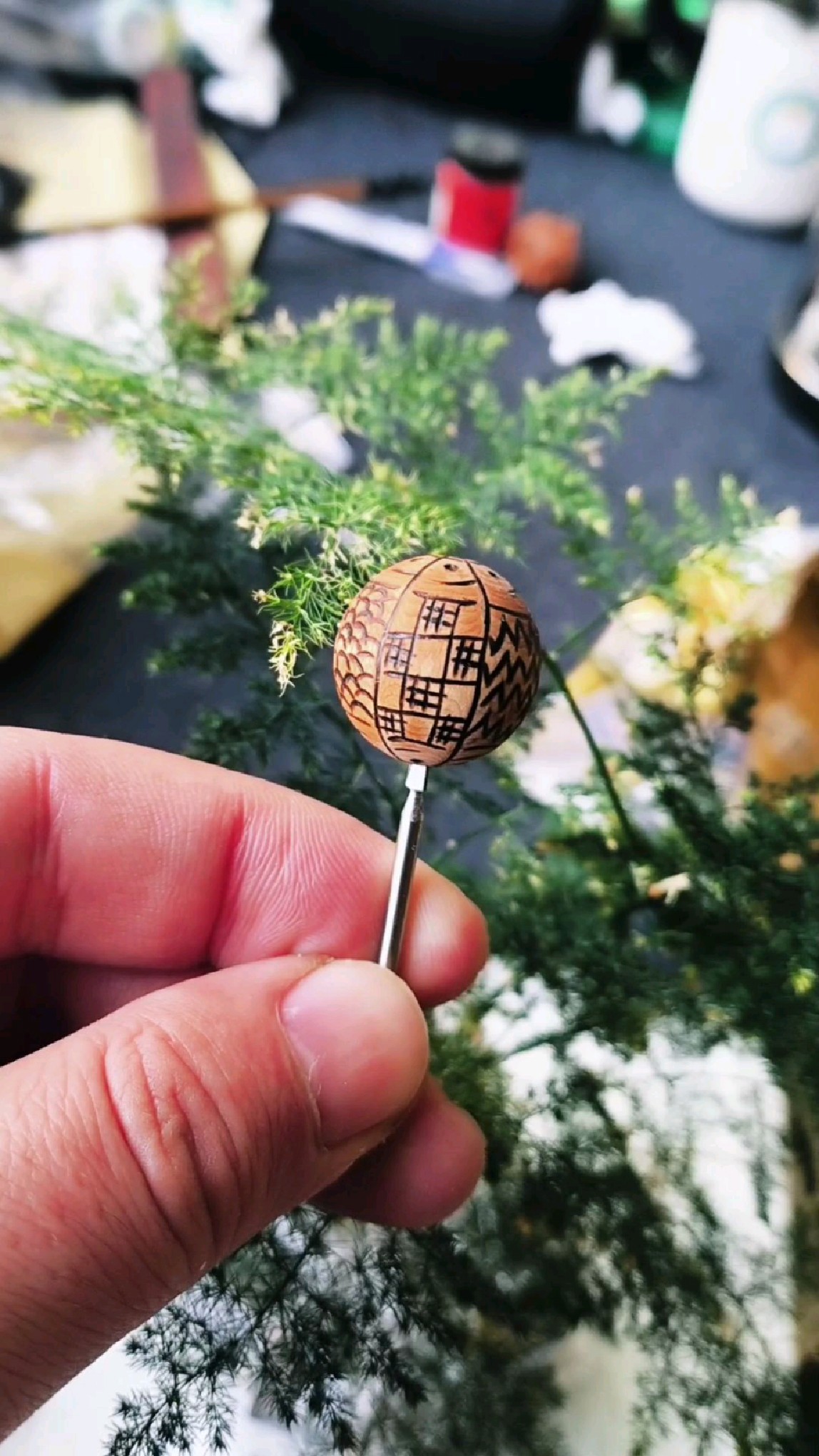 原创手工六条鱼新鲜出炉,传统非遗烙画工艺