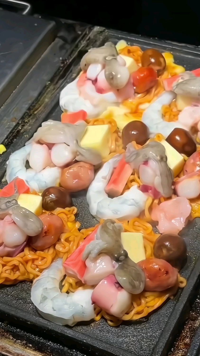 好吃的章鱼小丸子,一次吃三个!