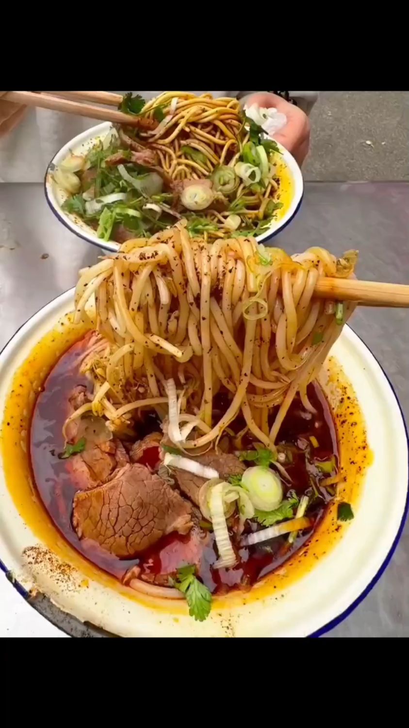 女王节,来一碗襄阳牛肉粉
