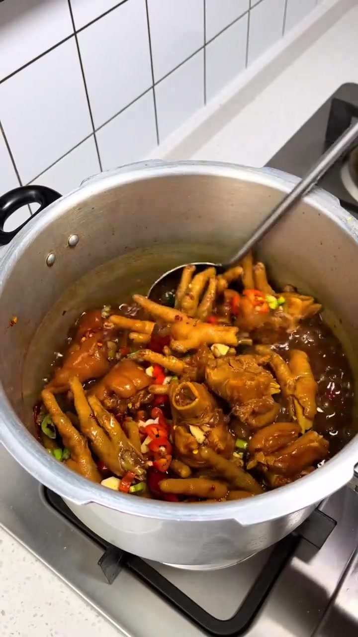 软糯到筷子都夹不住的销魂美味!