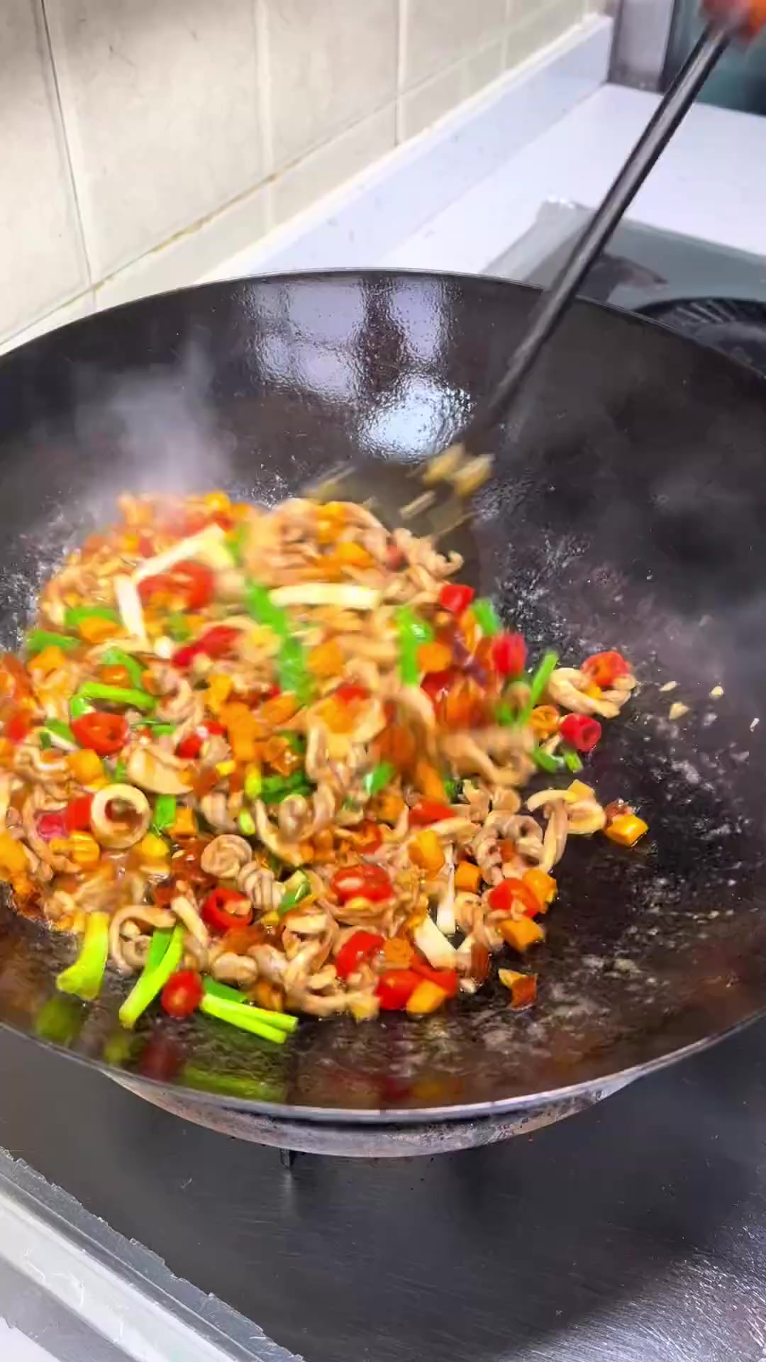 揭秘湘菜馆老板不外传的私房菜!一口下去香辣爽脆停不下来!
