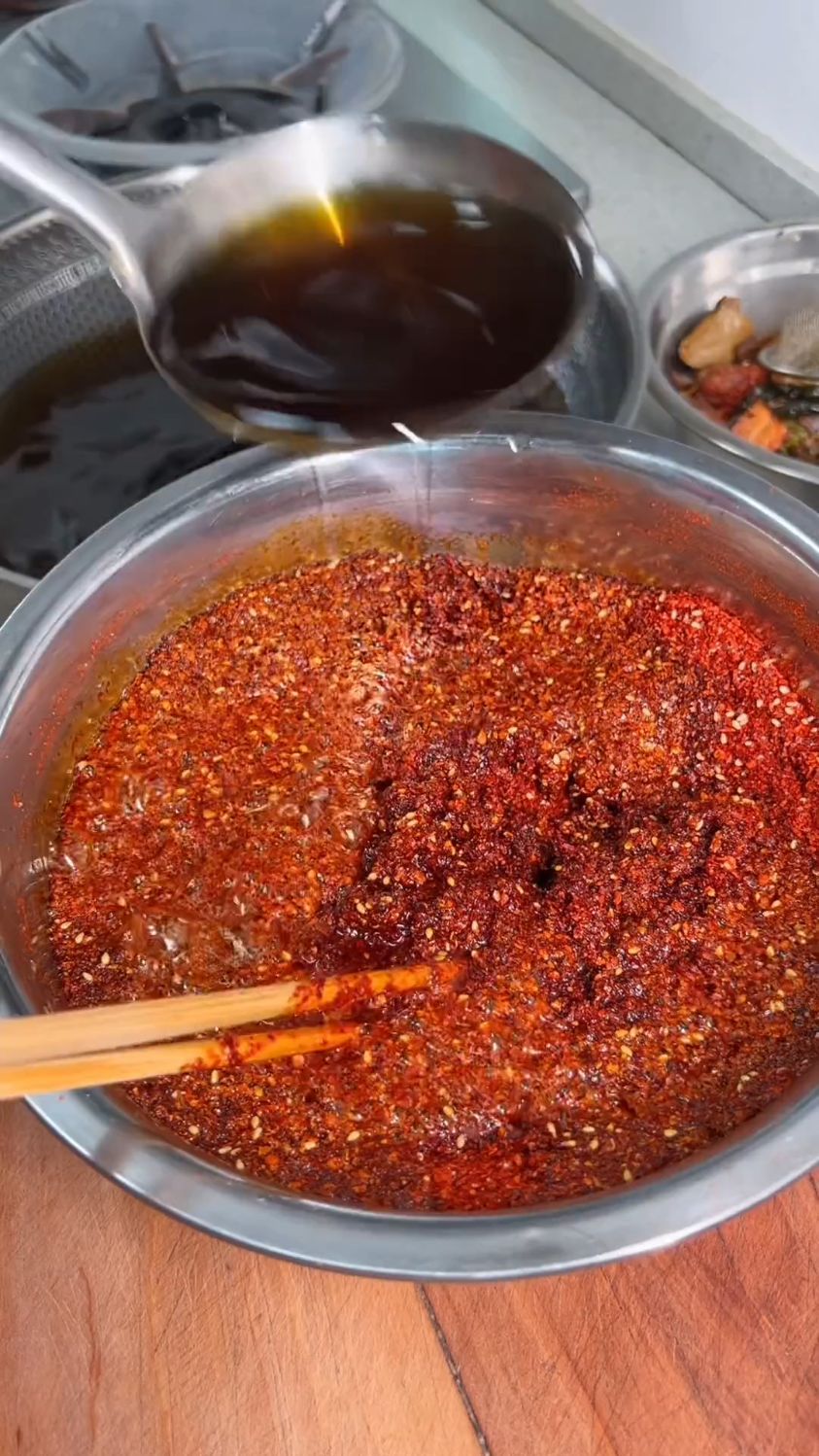油泼辣子做法来了,加馍,拌面,拌凉菜都好吃#美食教程