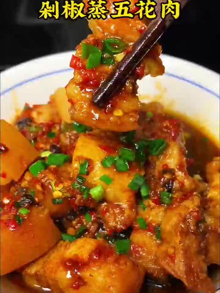 又是一道回忆感满满的菜，小时候只有过年过节才有得吃！