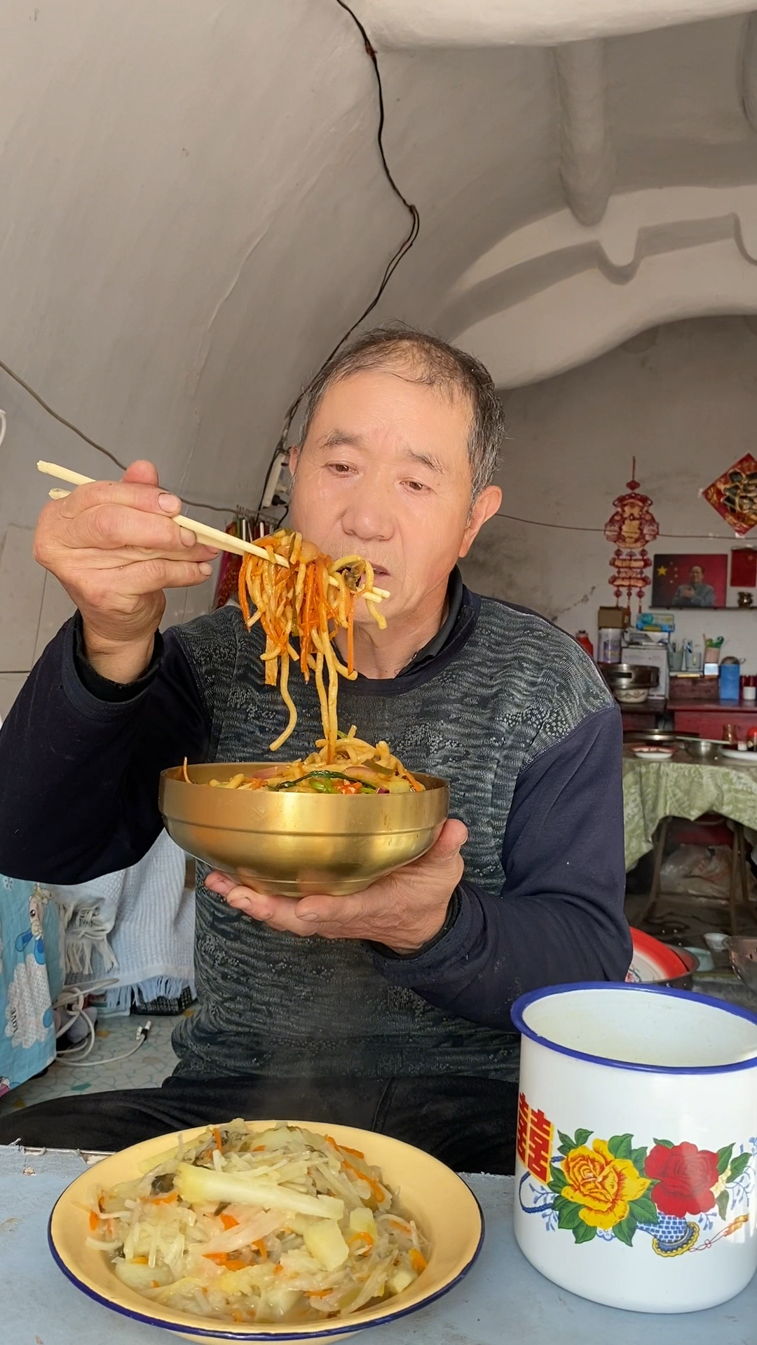 农家大锅炒面,香辣入味,做法简单