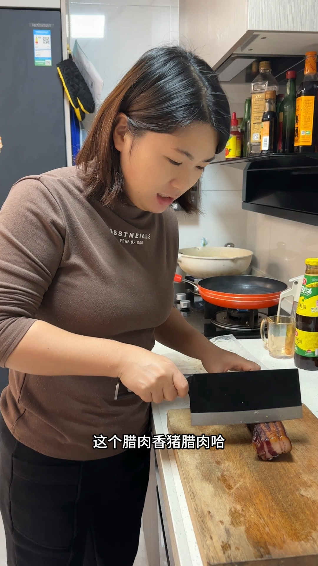 老谭教大家如何烹饪环江香猪腊肉