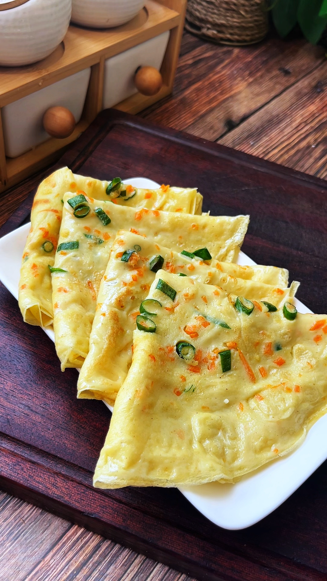 早餐鸡蛋饼这样做又香又软营养好吃,早起几分