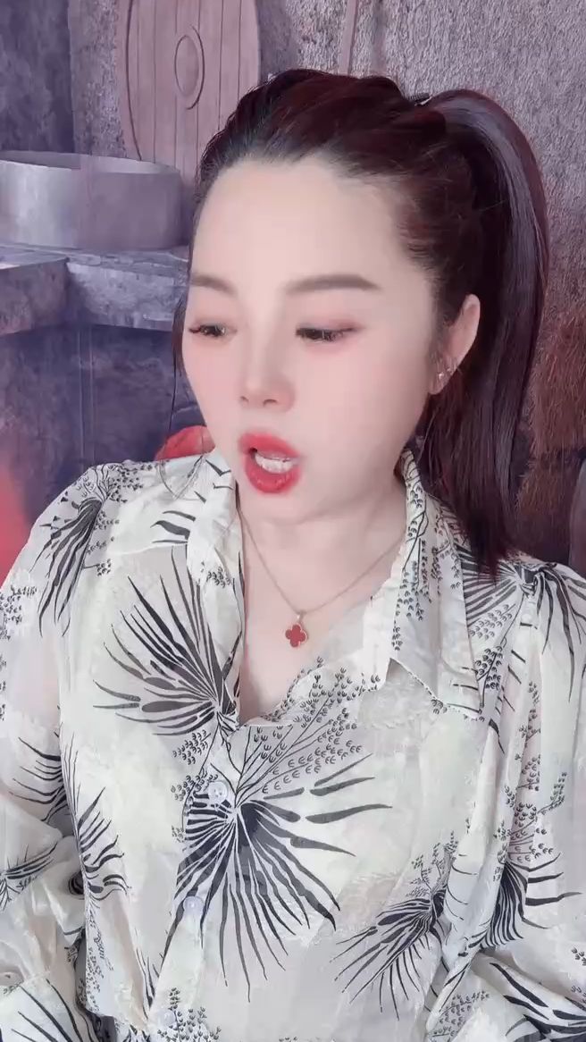 这白菜都放烂了,猪都不来拱吗?