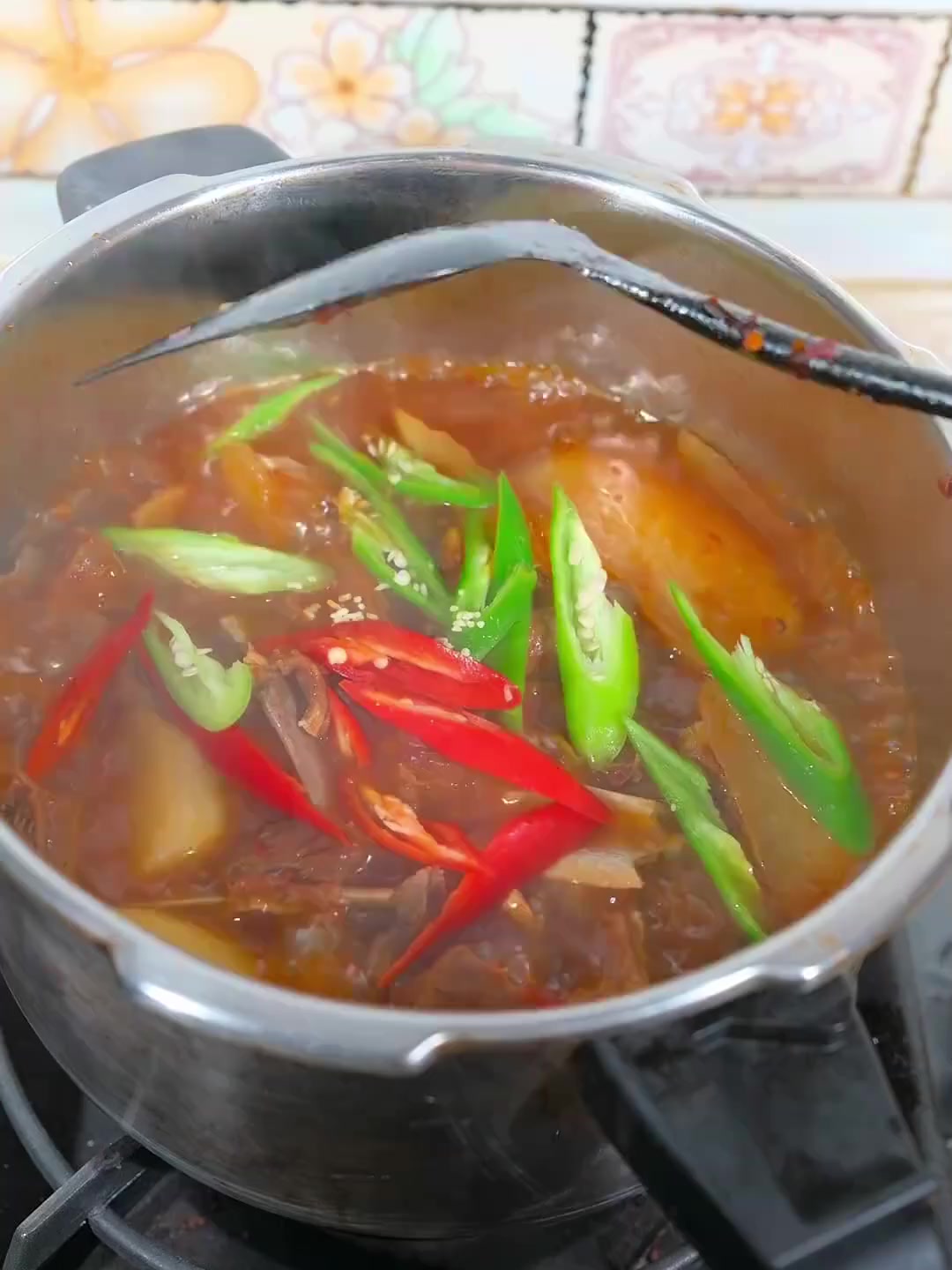 用高压锅花15分钟做的羊肉炖萝卜也太香了吧！
