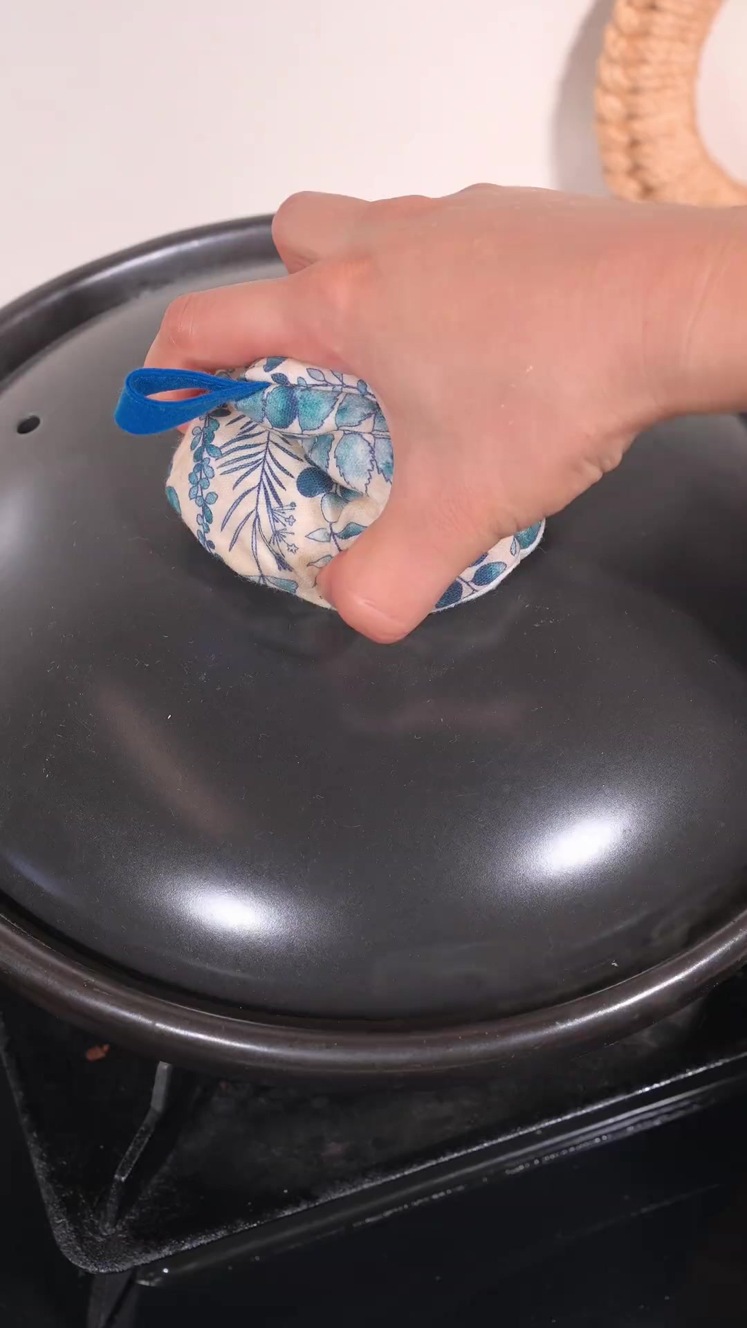 羊肉炖萝卜这样做,简单又好吃,没有一点膻味