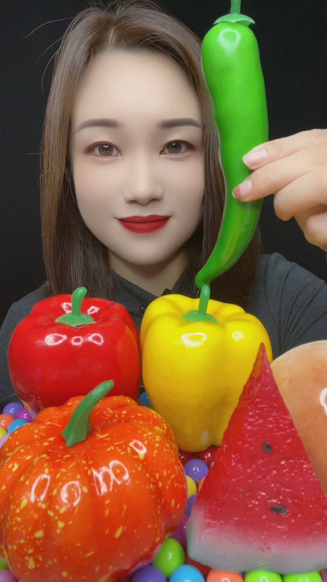 今天吃各种水果蔬菜零食