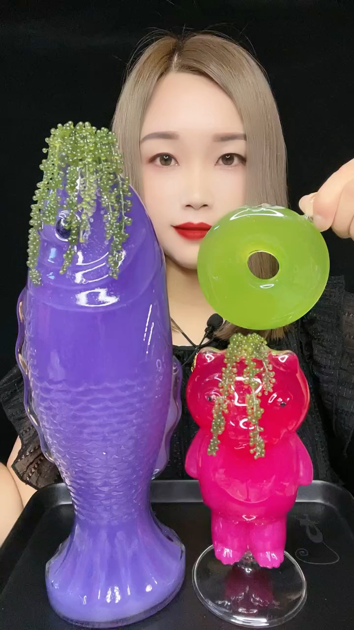 今天喝绿色甜甜圈