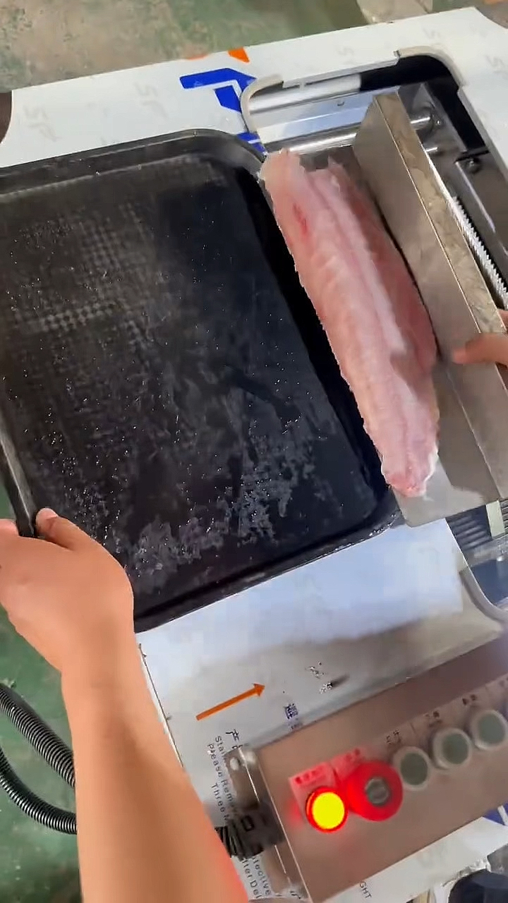 斜切鱼片机、切生鱼片机