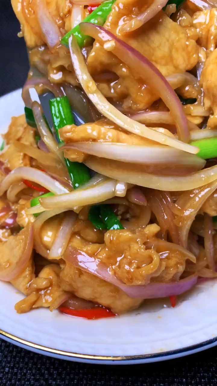 洋葱炒鸡肉,一样的蔬菜,不一样的味道