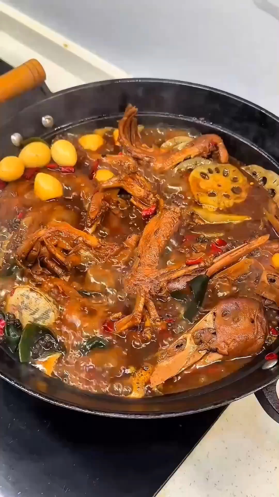 孩子放假在家想吃卤鸭货,你就像我这样做,麻辣鲜香,软烂脱骨