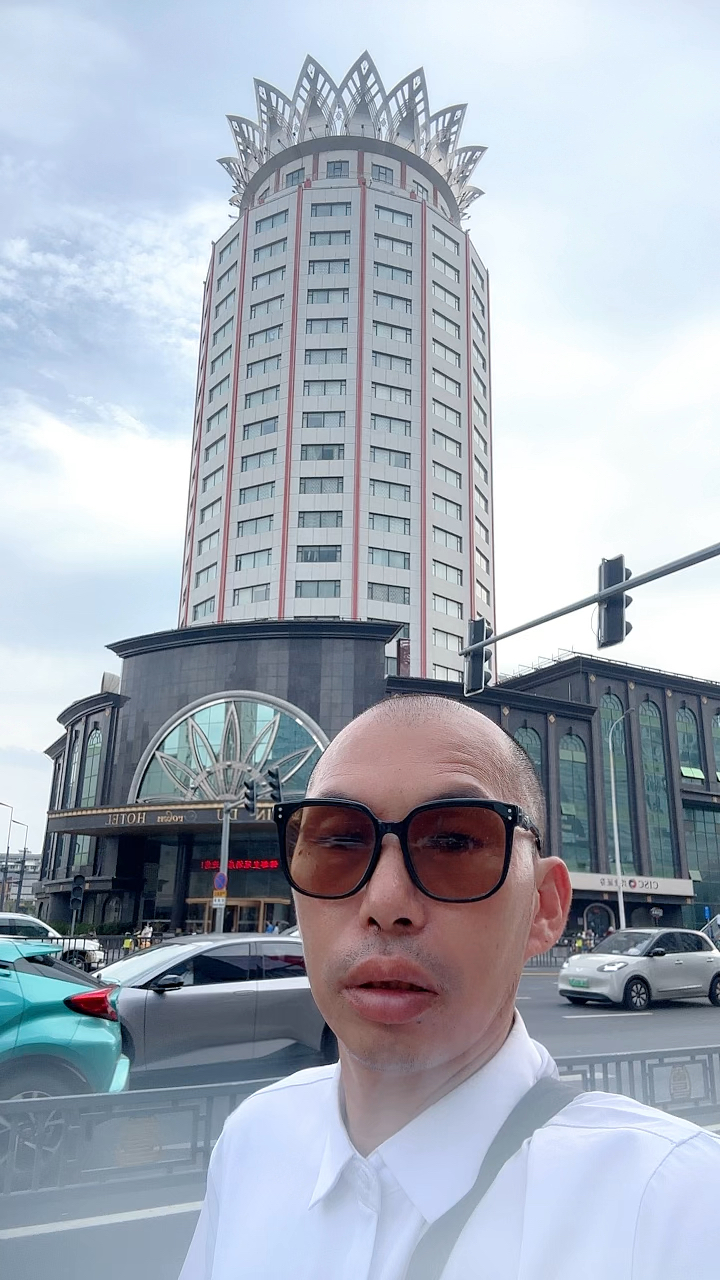 南昌锦都皇冠酒店