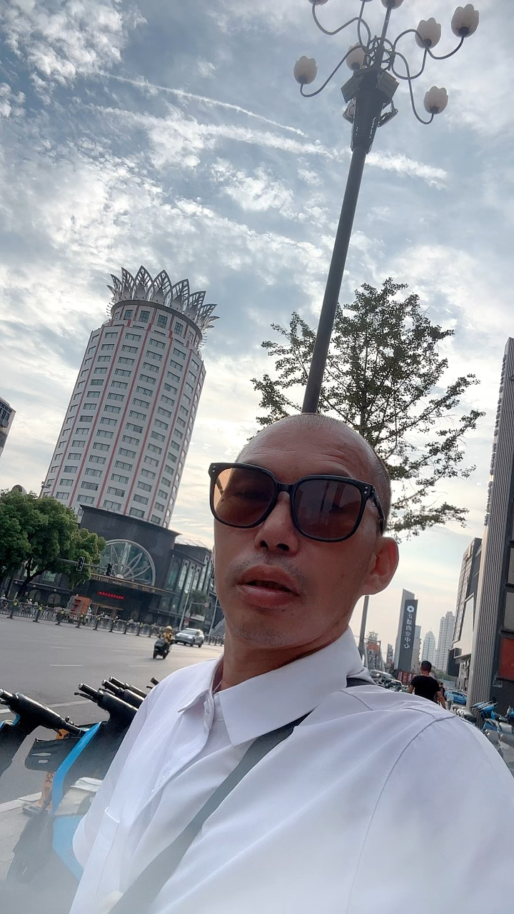 南昌锦都皇冠大酒店