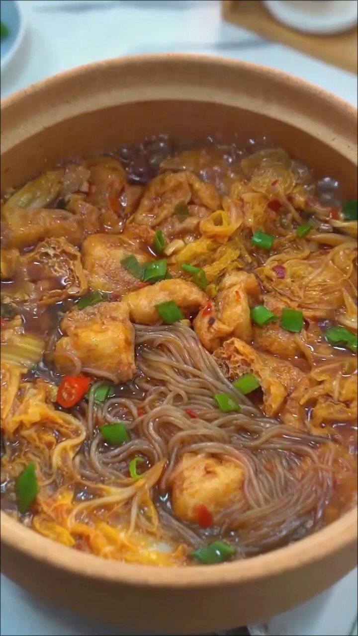 白菜豆腐泡粉丝煲太适合冬天吃了热乎乎的做法简单还下饭#超级好吃