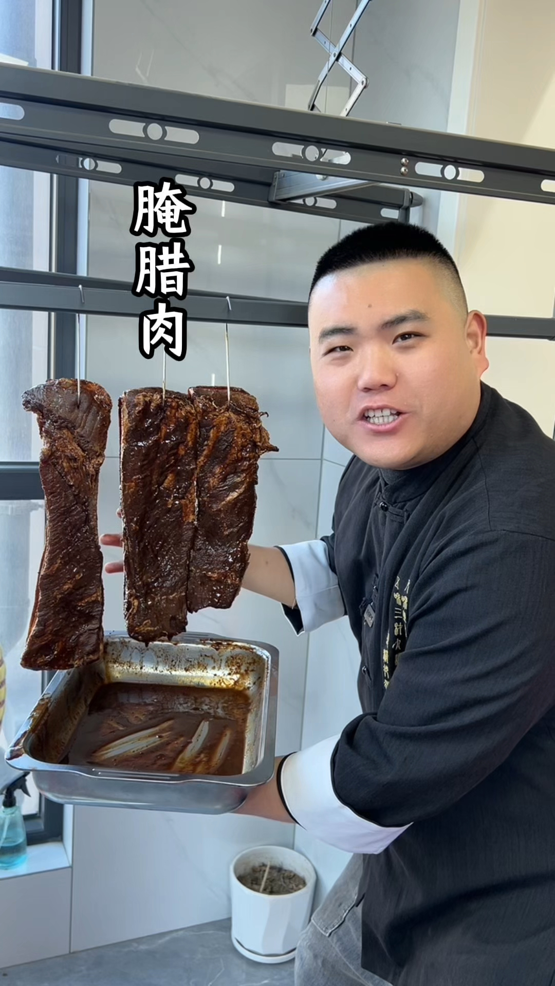 腌腊肉在家这样做简单方便好吃又美味