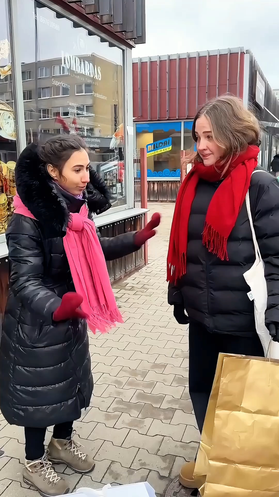 国外蛋糕店趣事,服务员的做法很厉害