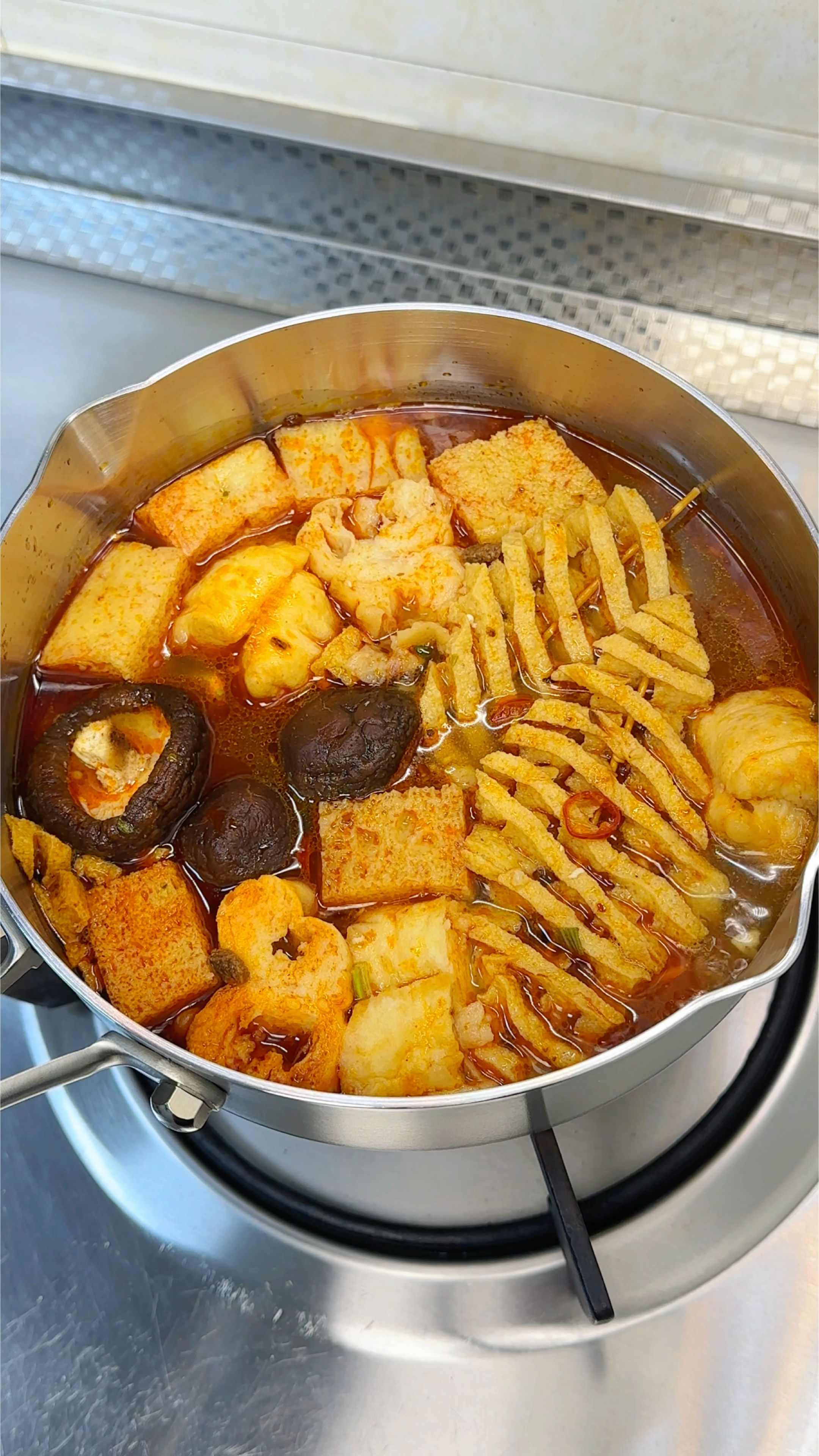 简单煮碗酸辣牛肉面～