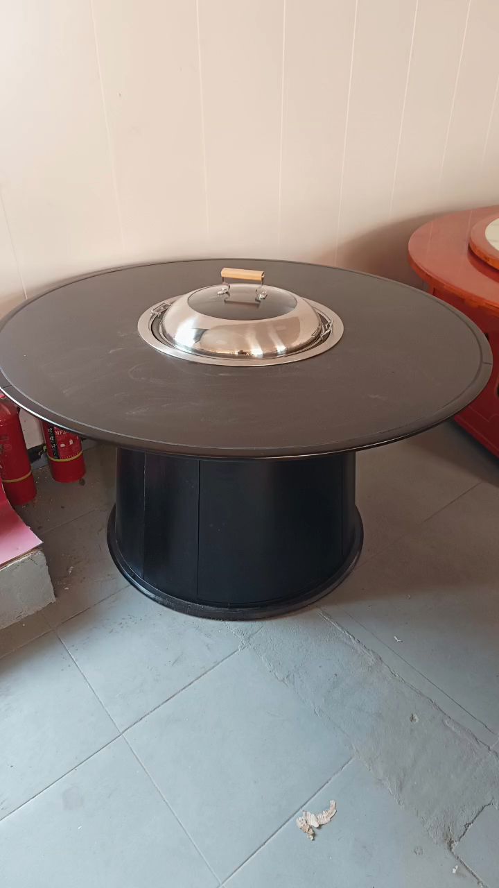 铁锅炖灶台桌子生产厂家