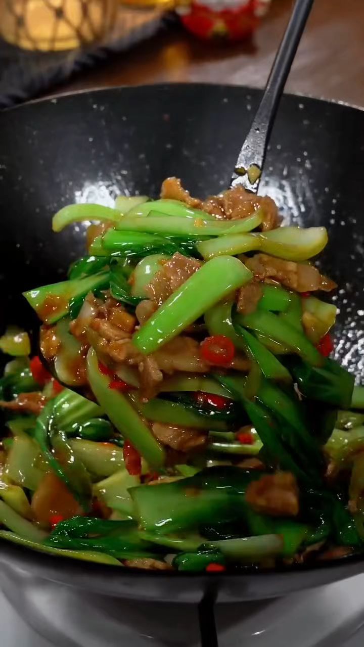 油菜炒猪肉太好吃了