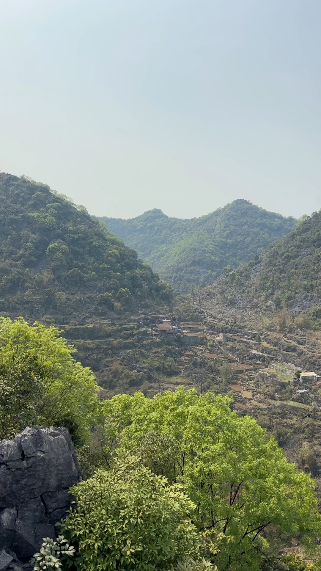 让你们看看我的老家,广西河池的大山
