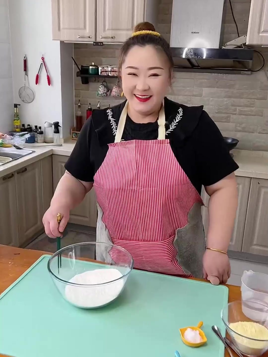 玉米面包子在家怎么做才能喧软又好吃呢