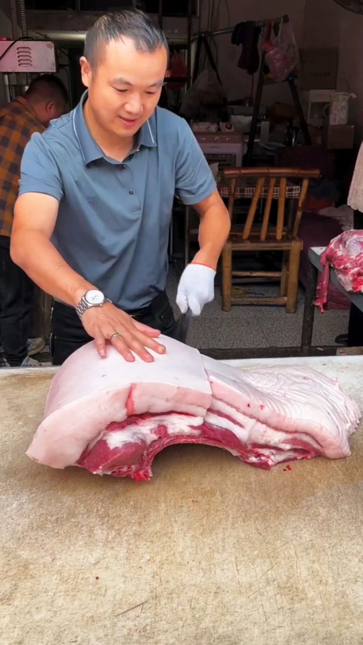 快速改刀土猪肉的方法