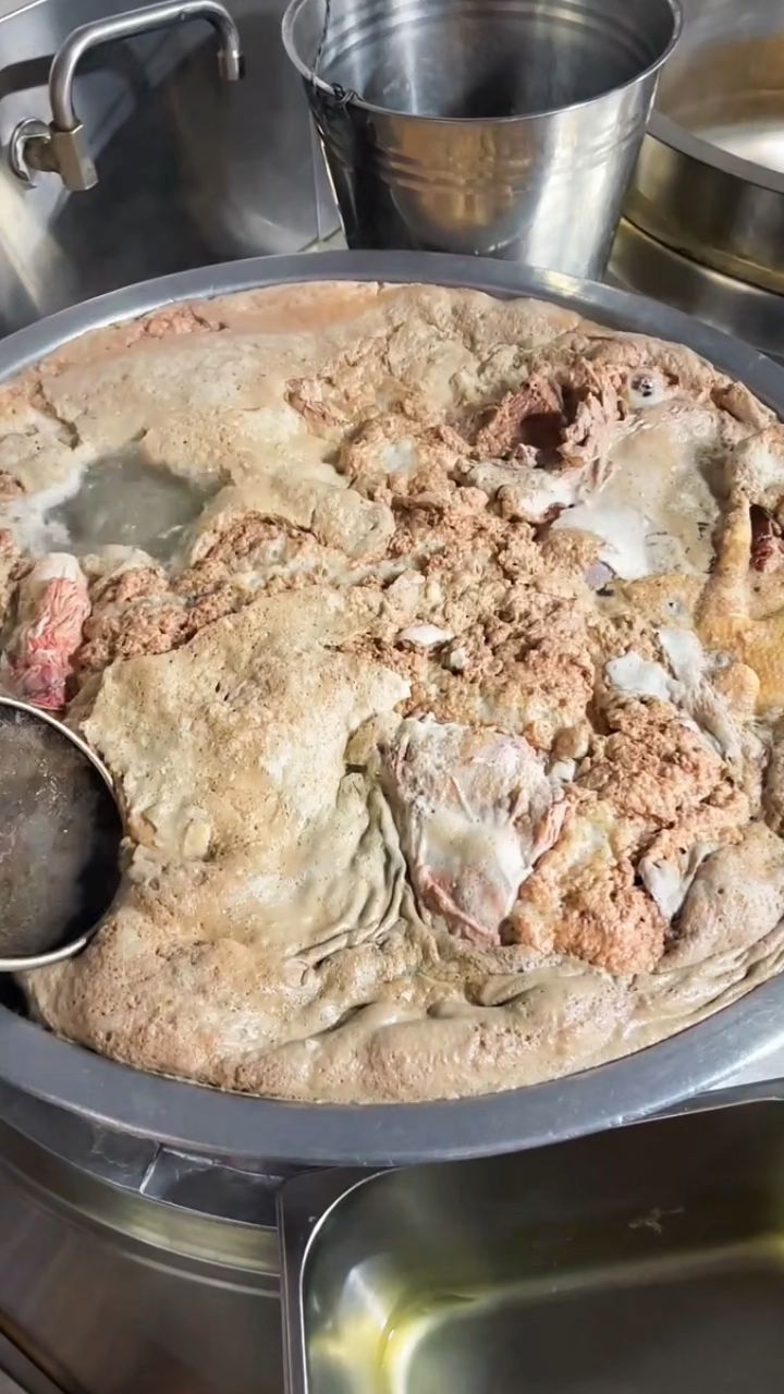 制作大锅牛肉汤的方法