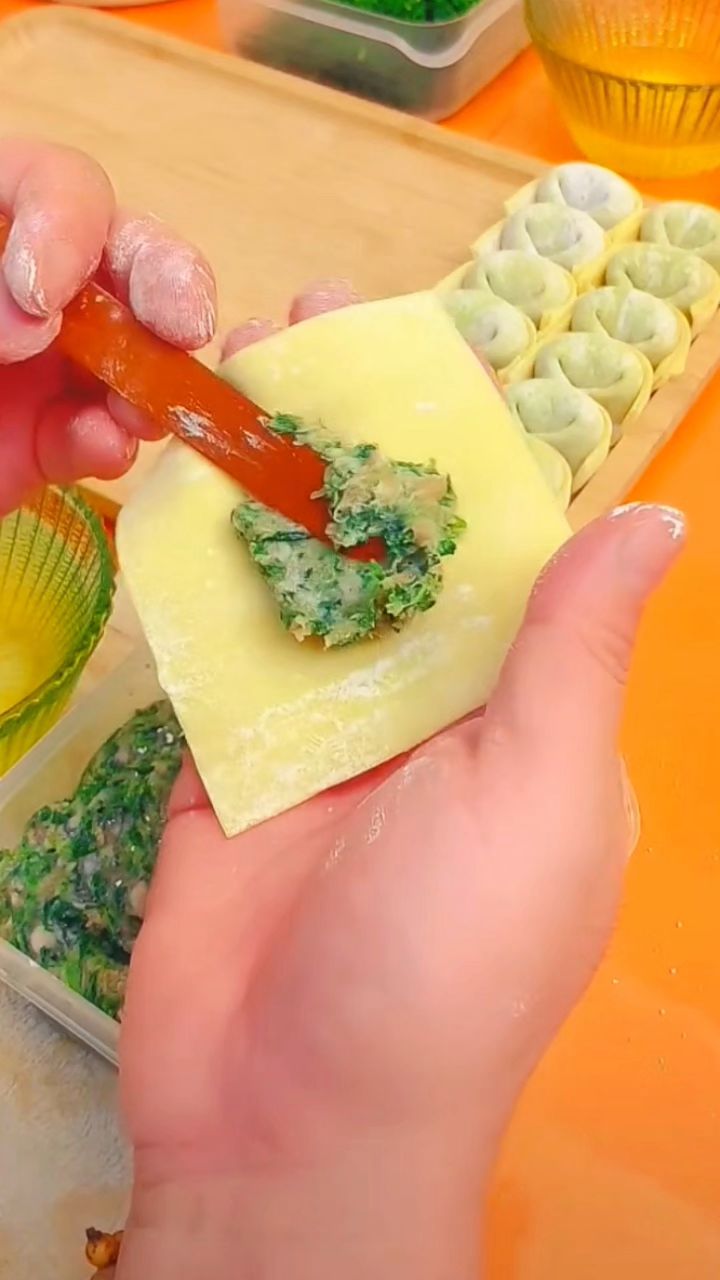 快速包馄饨的方法