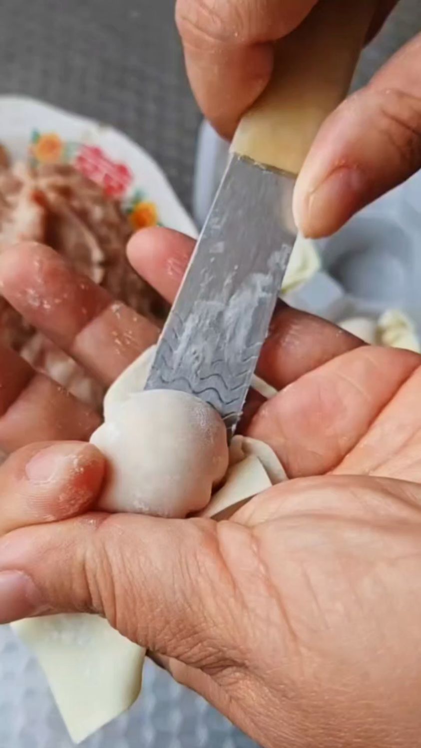 快速包馄饨的方法