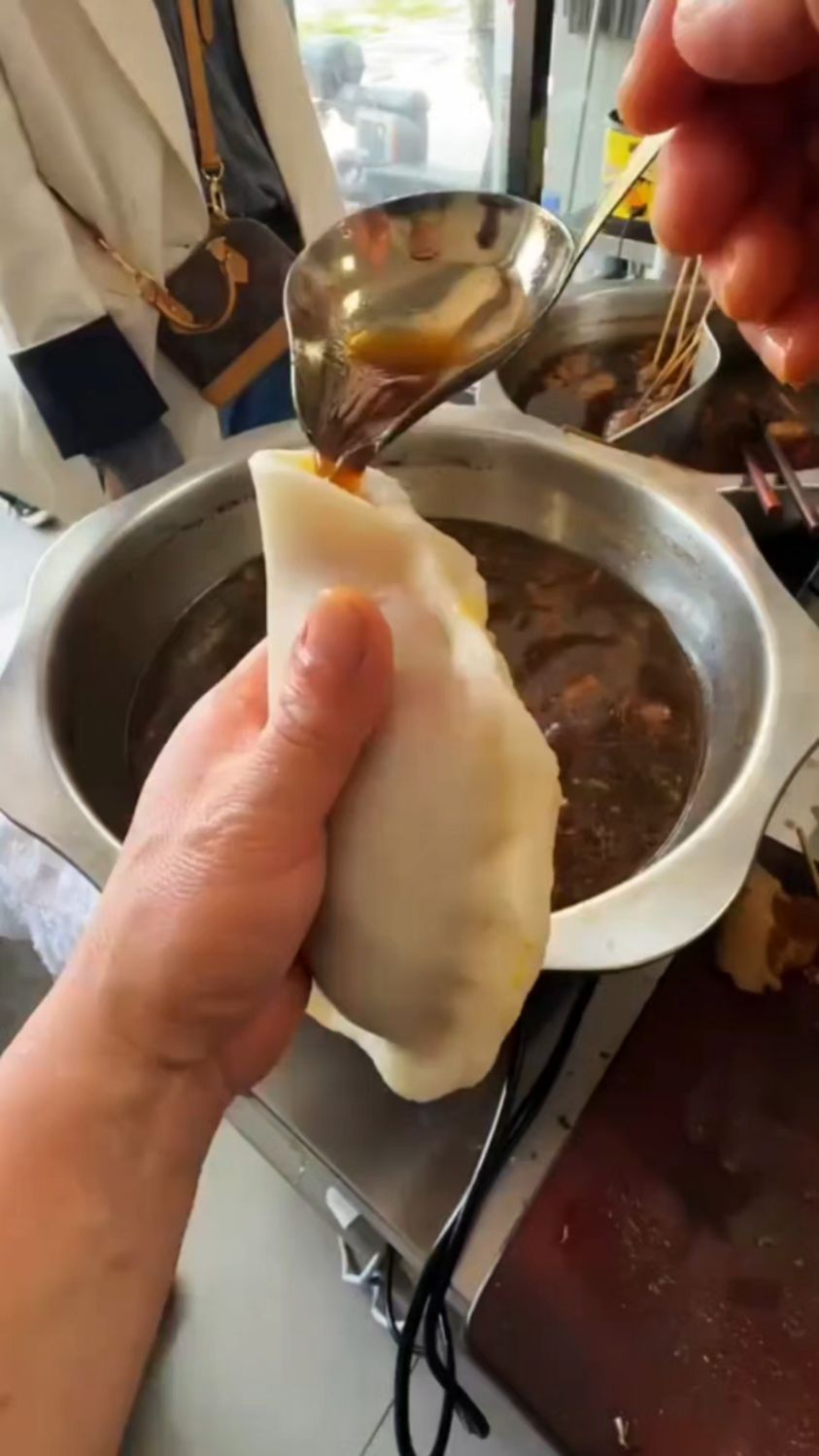 制作手工蒸饺的方法