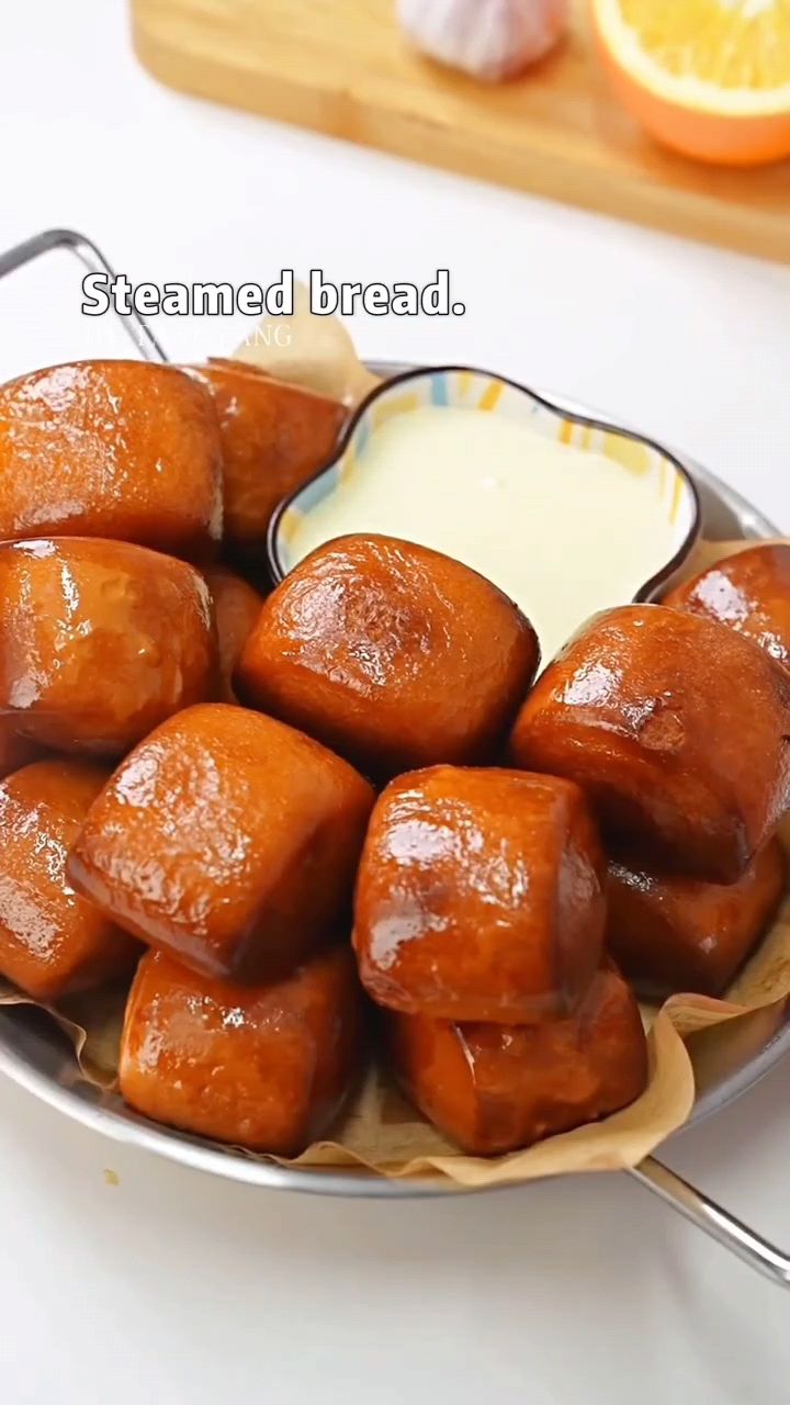 黄金炼乳小馒头，附炼乳做法，临近马年新春，年味越来越浓啦！