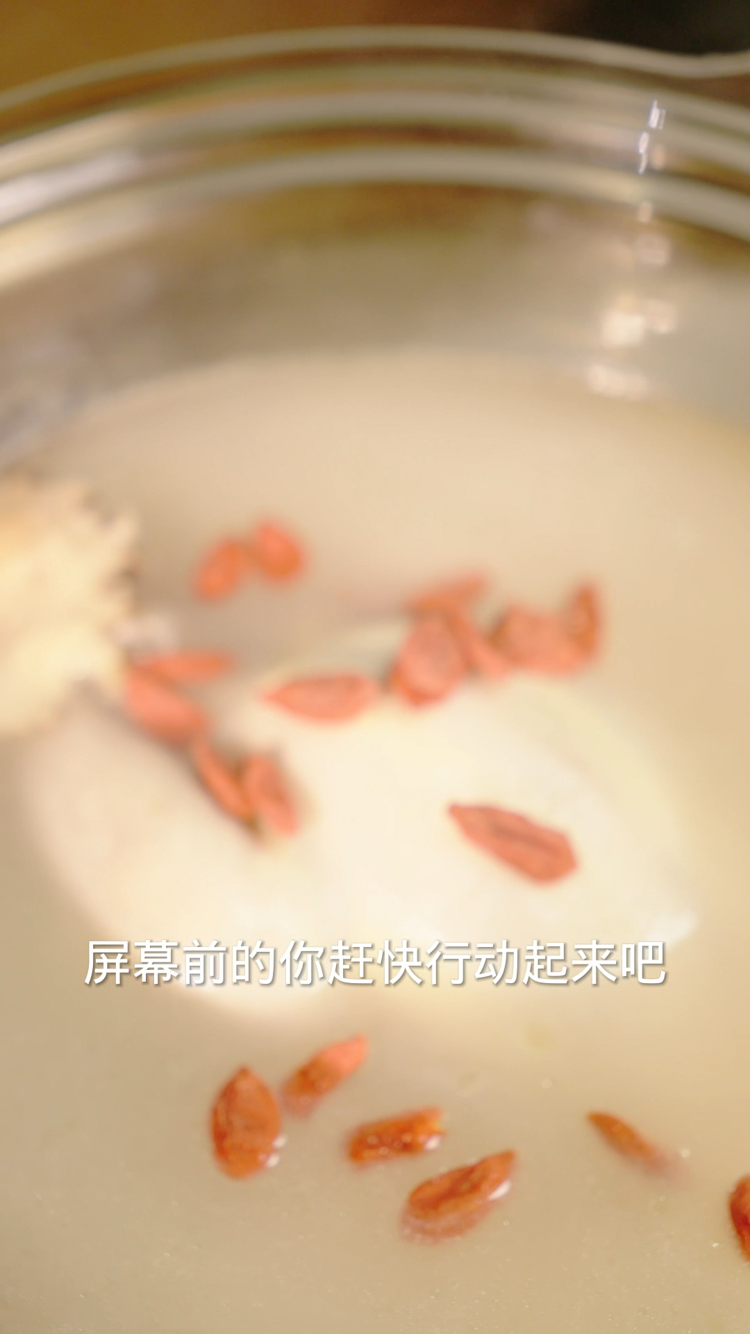 懒人版鸡汤,肉嫩汤鲜