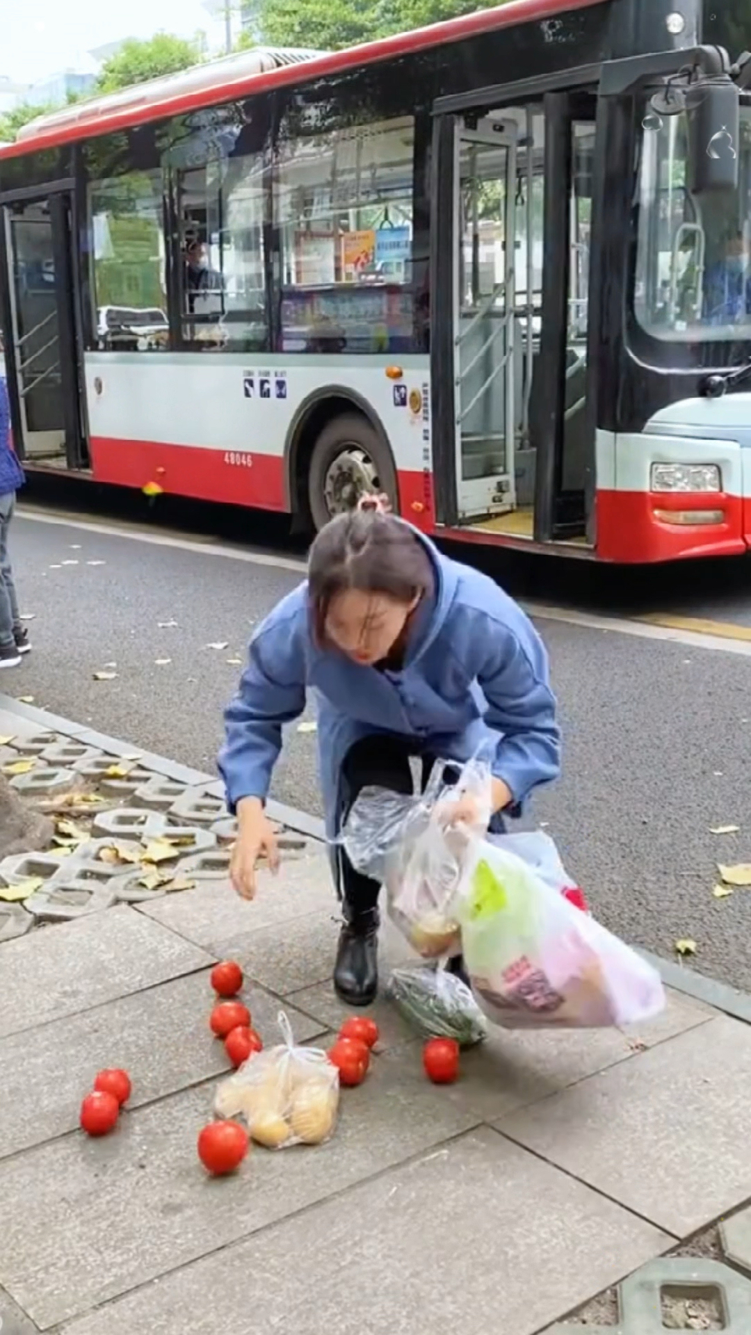 你们买菜遇到过这样的情况吗?这个推车购物袋,一包两用,特方便